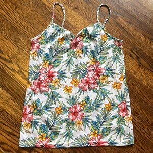 NO Boundaries Hawaiian Flower Tank Top XL
